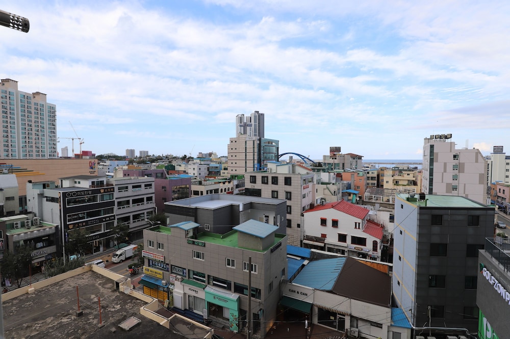 Standard Double Room, City View - Photo 5