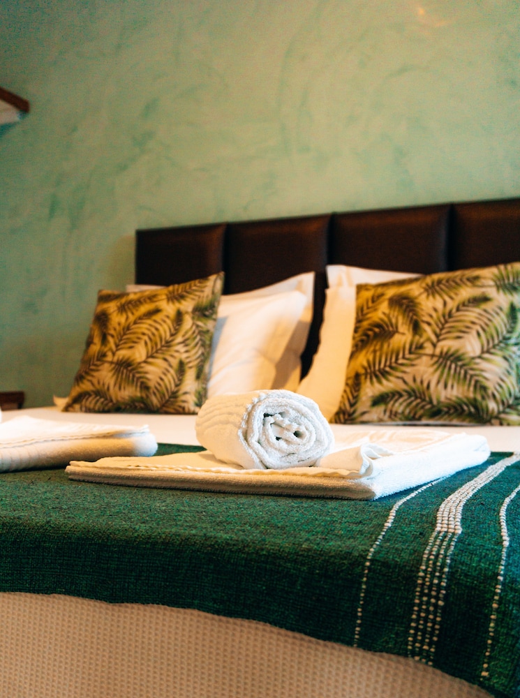 Standard Double or Twin Room photo 1