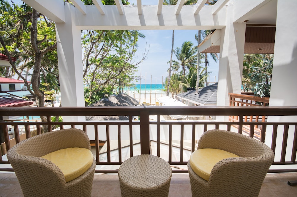 Superior Beach Front photo 2