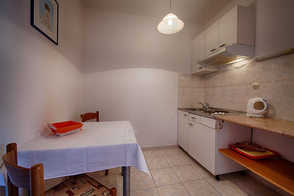 Apartment (Apartments Malo Lago - One-Bedroom Ap) photo 3