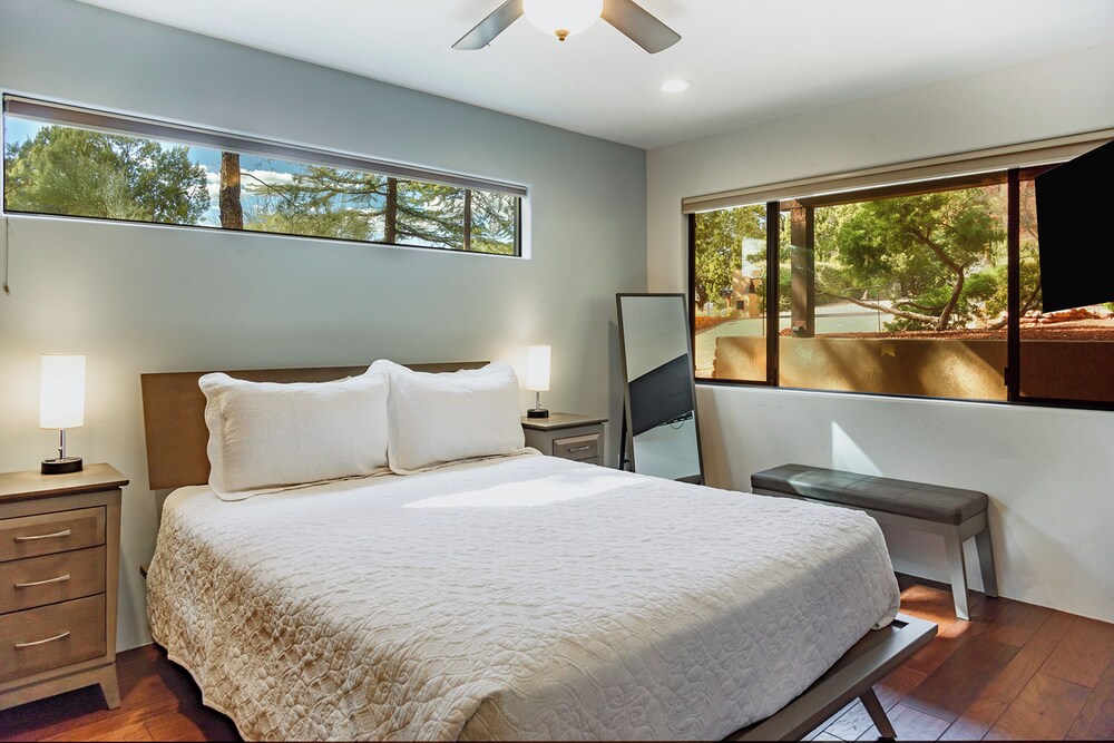 House (4 Bedrooms) photo 1