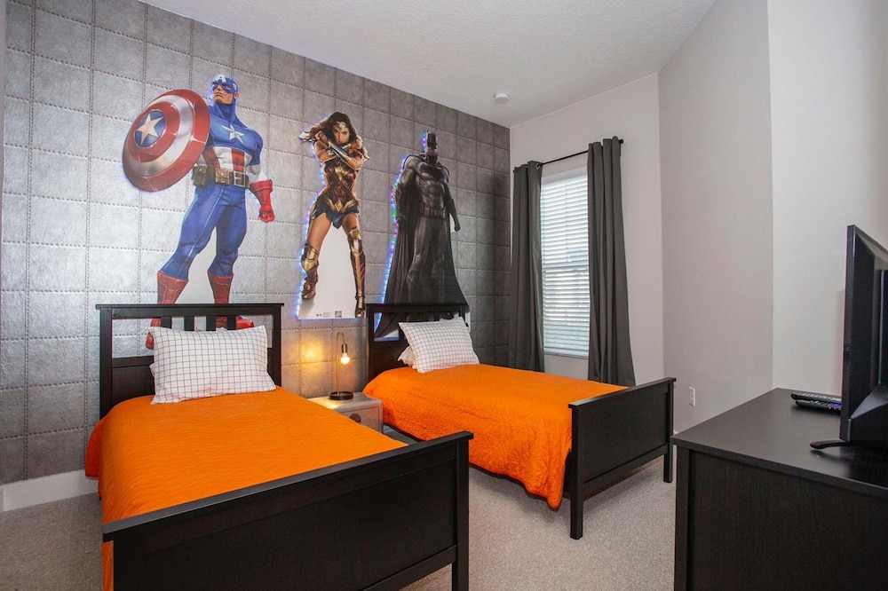 4 BR 4 BA Villa 5min Disneyworld 1804ft Gym, Foto 15