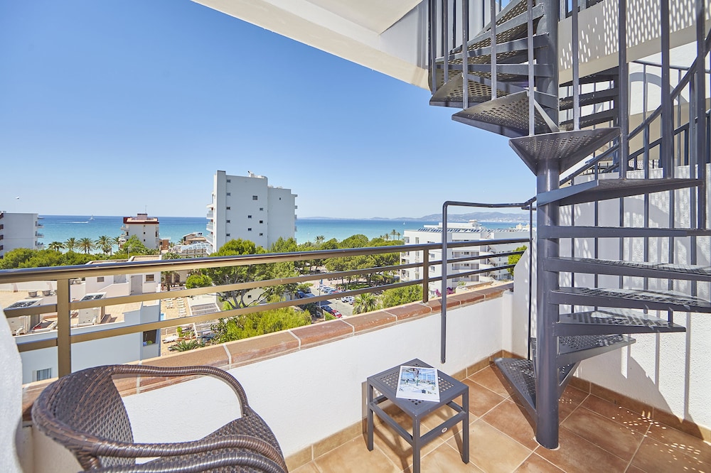 Superior Double Room, Jetted Tub, Sea View