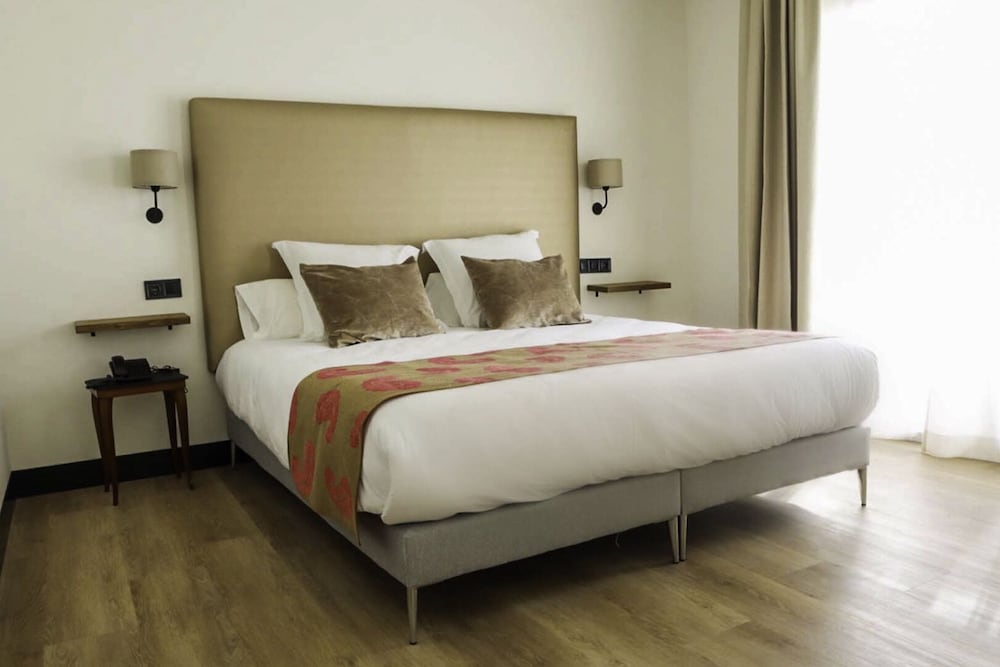 Double Room (Junior Suite, Terrace, Beach View), photo 6