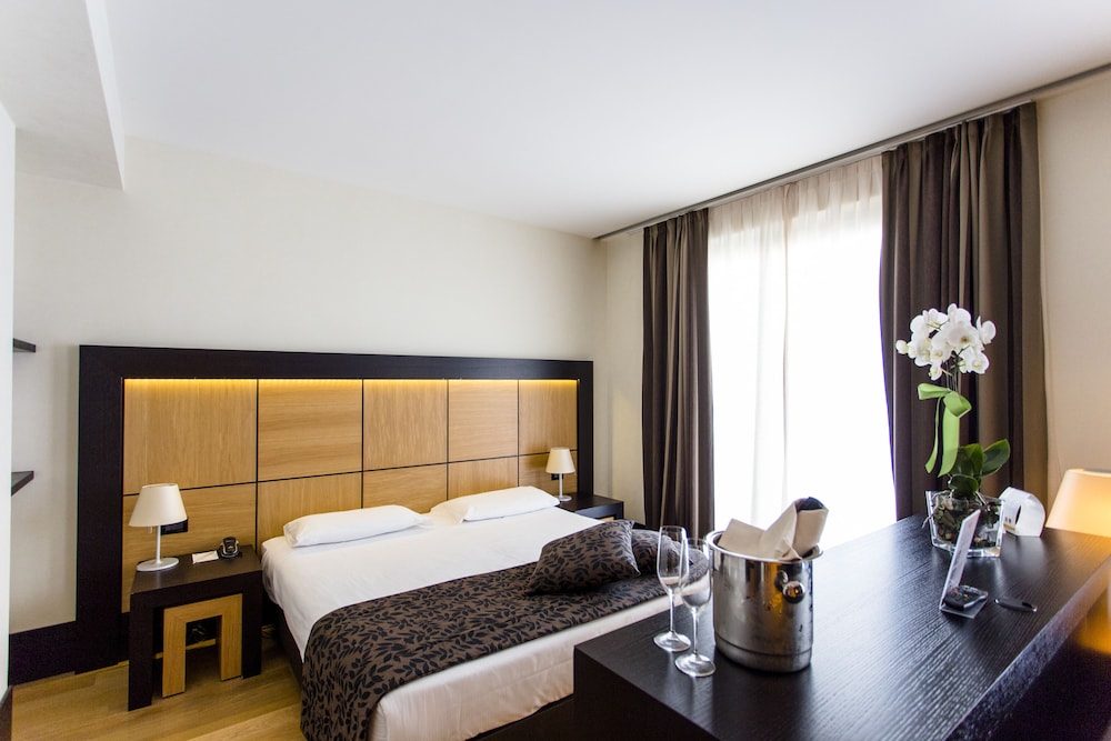 Junior Suite - Photo 1