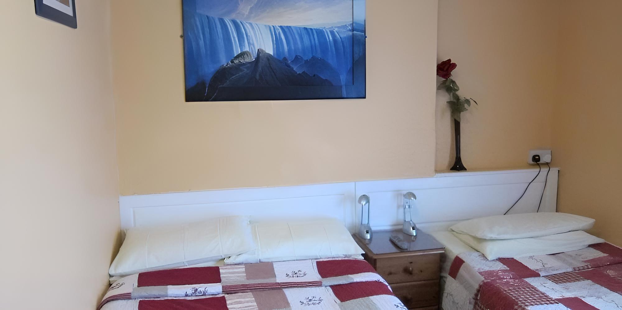 Twin Room, Ensuite