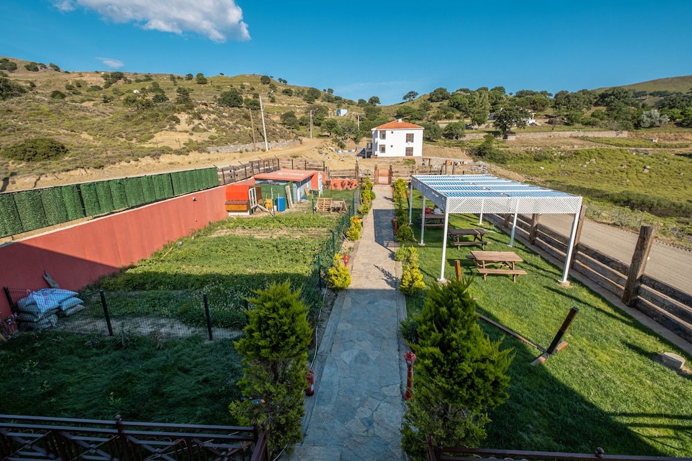Family Suite, Balcony, Garden View photo 3