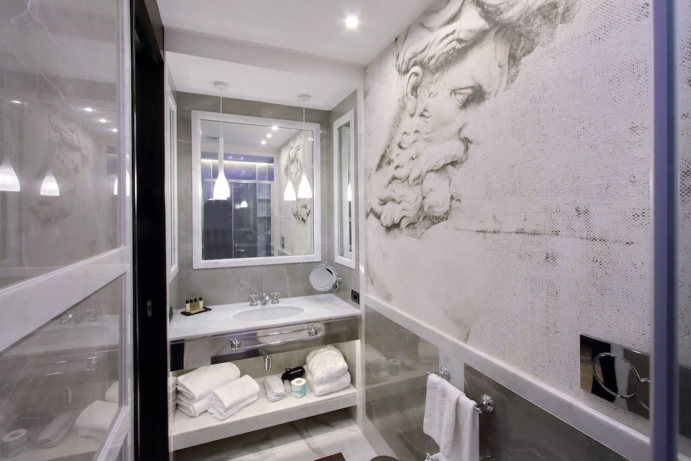 Luxury Studio Suite photo 3