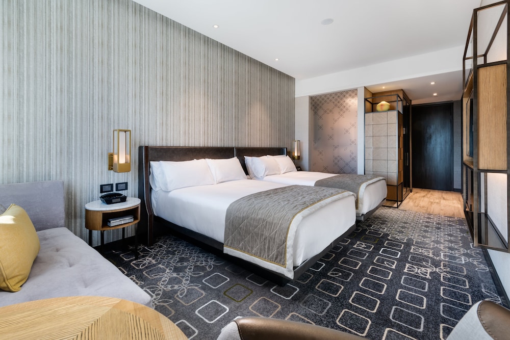 Premium Room, 2 Double Beds, Club Lounge Access, City View