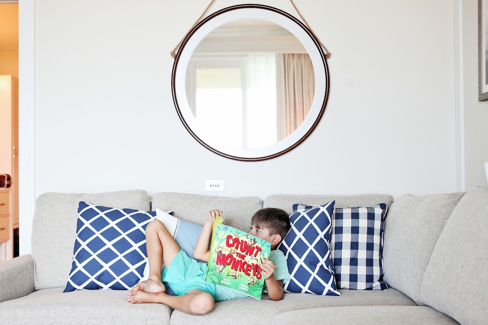 Poolside King Suite photo 2