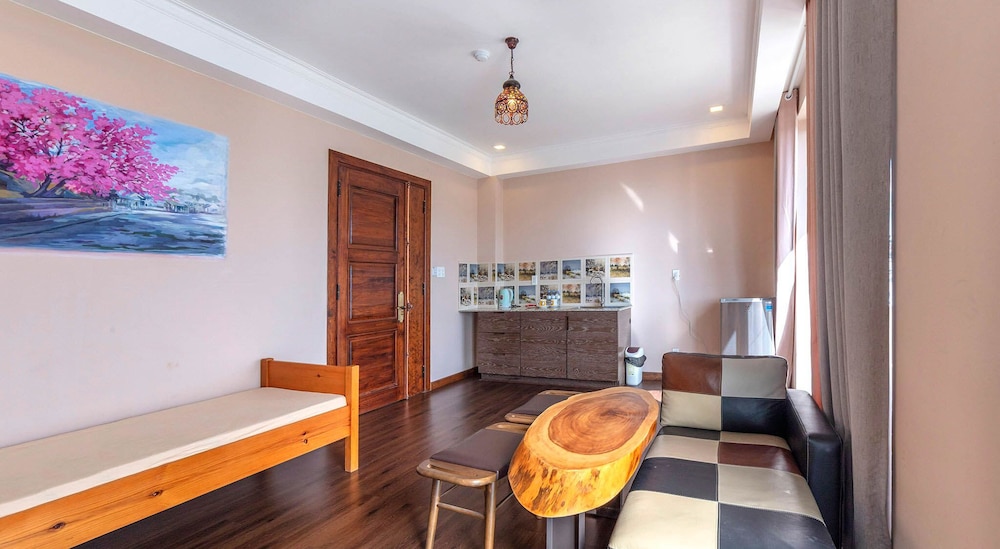 Deluxe Triple Room - Photo 7