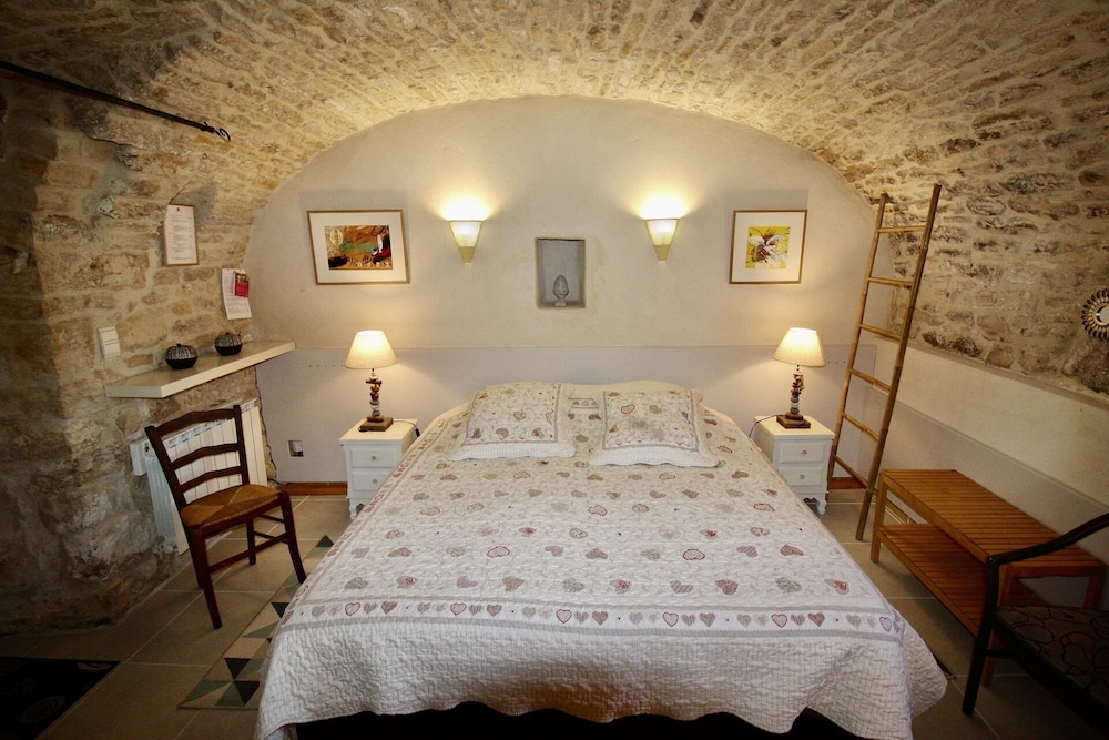 Family Studio Suite, Multiple Beds, Garden View photo 1