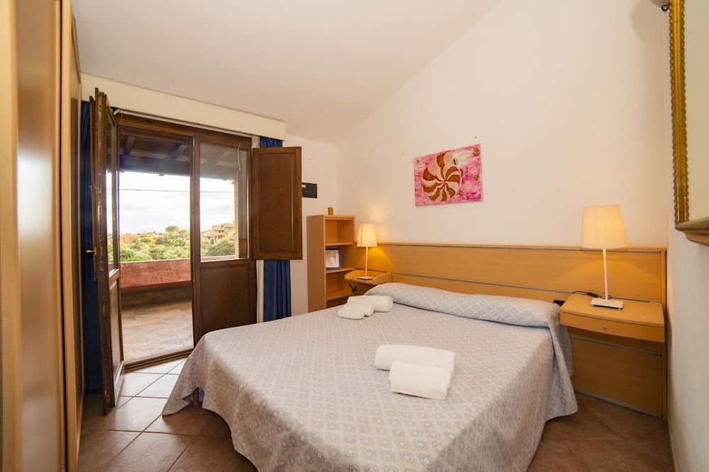 Basic Condo, Sea View photo 3