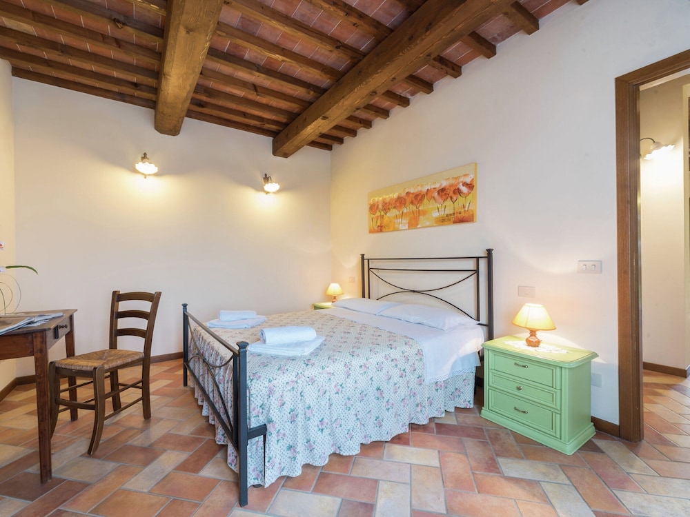 Classic Apartment, 2 Bedrooms