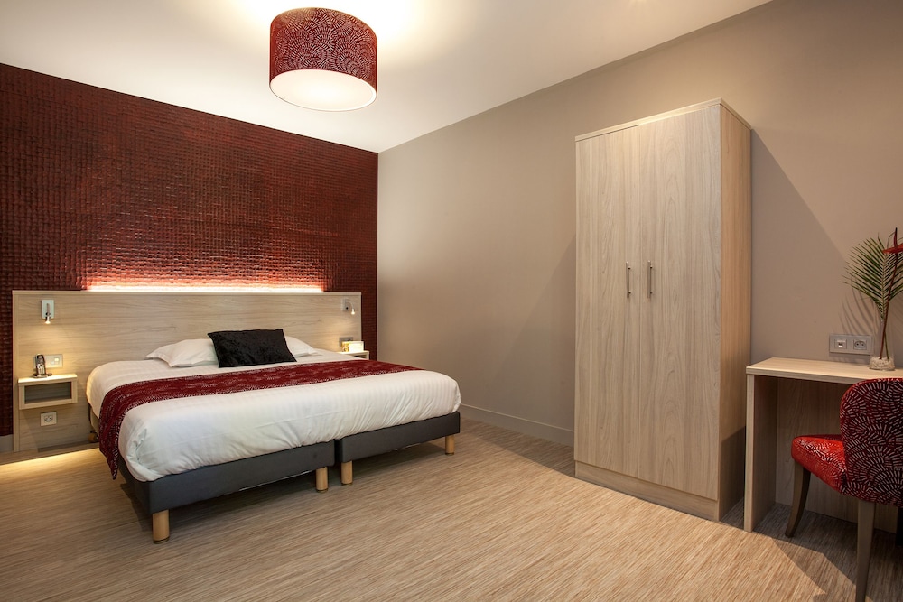 Premium Double Room (Contemporary) photo 3
