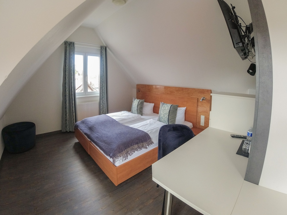 Single Room photo 1