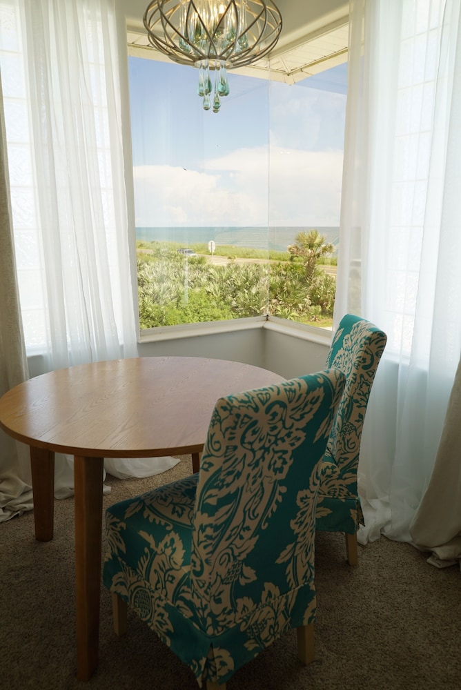 Standard Room, Multiple Beds, Non Smoking, Balcony (Room With A View) photo 2
