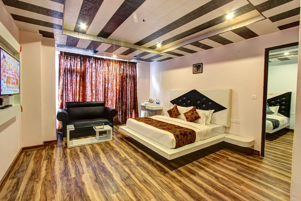 Grand Suite, Multiple Beds