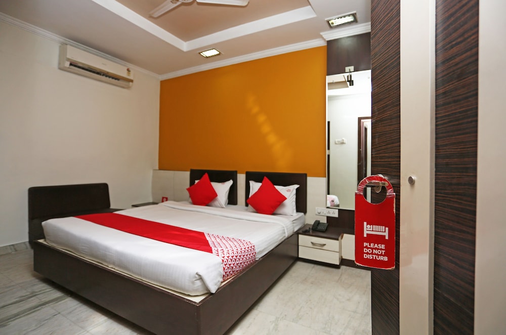 Double Room, 1 Queen Bed