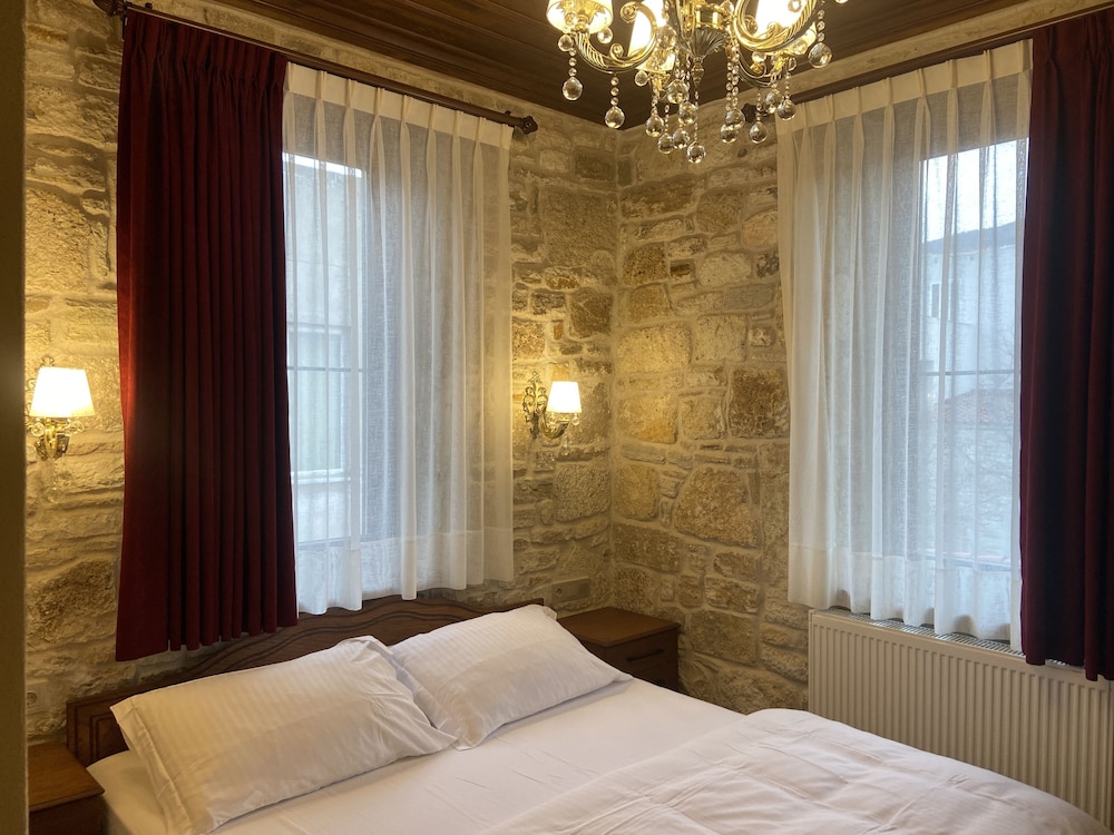 Business Double Room - Photo 1