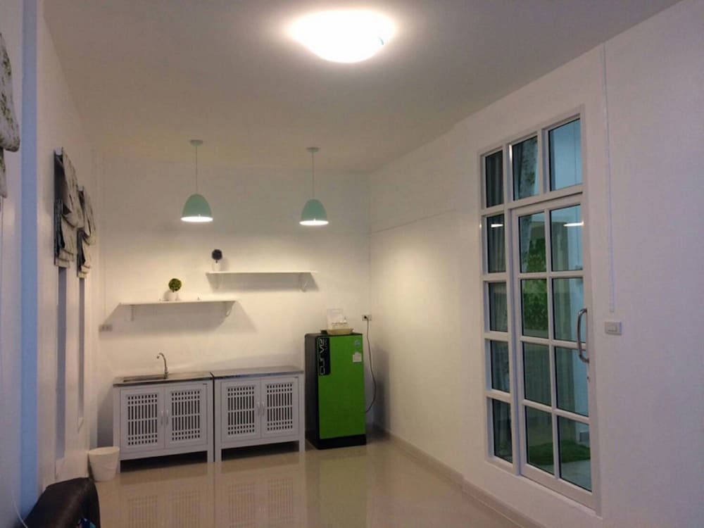 Bungalow For 9 People photo 2