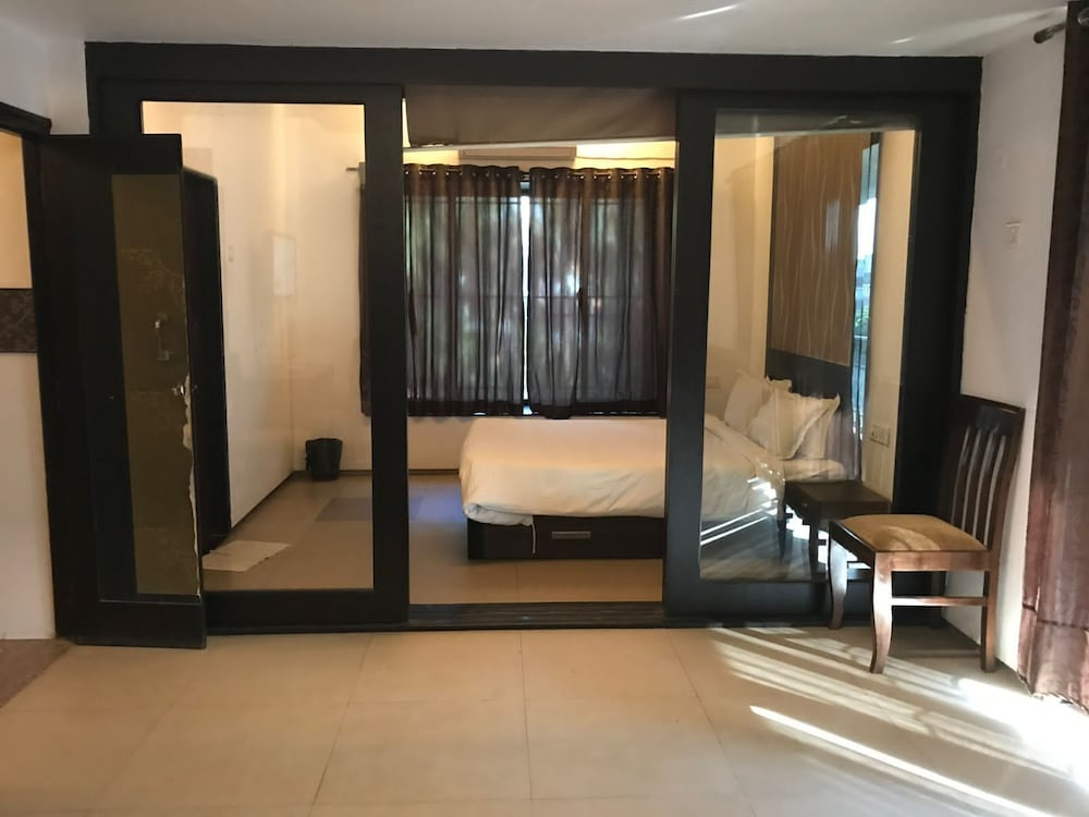 Family Suite, City View