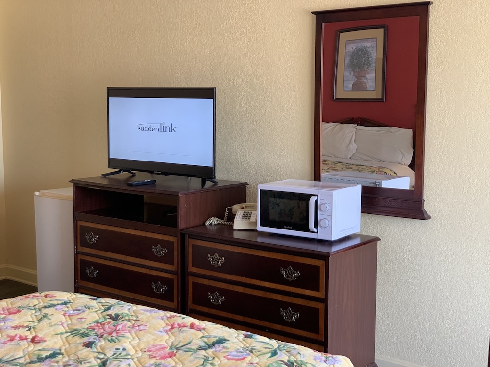 Deluxe Room, 2 Double Beds, Smoking