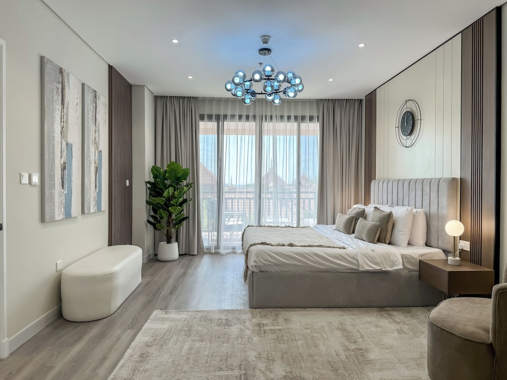 Luxury Apartment, 2 Bedrooms, Lagoon View, Beachfront photo 1
