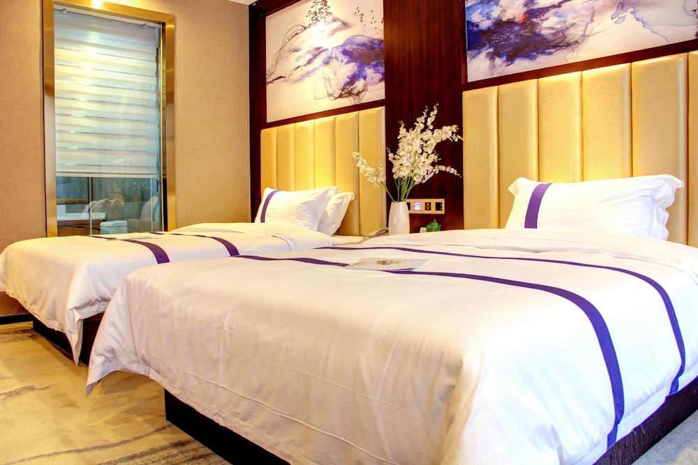 Deluxe Twin Room photo 2