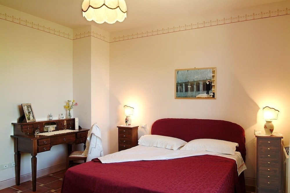 Traditional Room, Ensuite photo 1