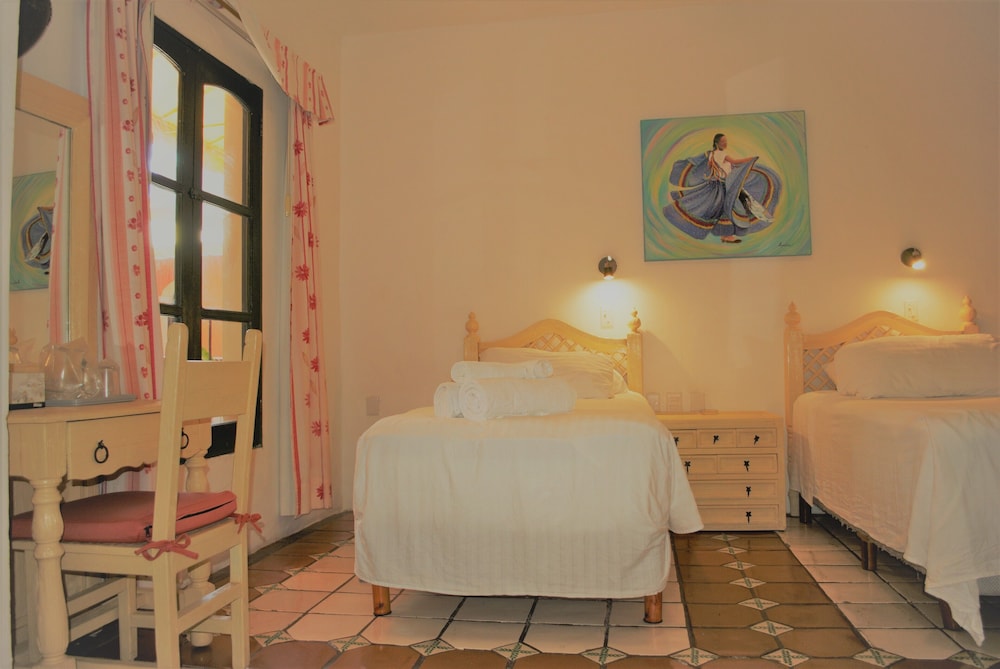 Deluxe Double Room, 2 Twin Beds photo 3