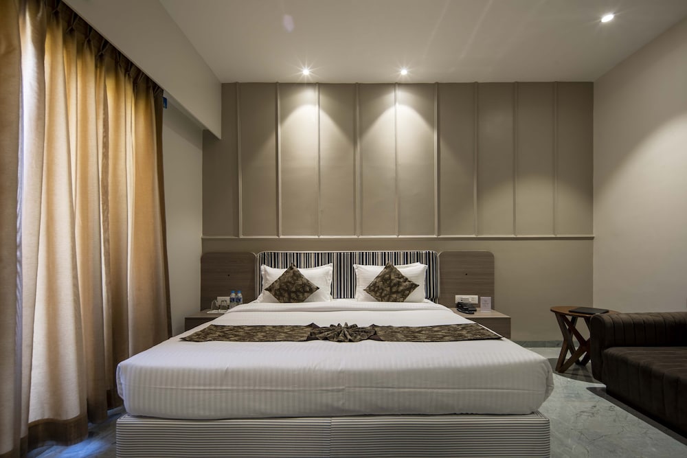 Executive Room photo 1