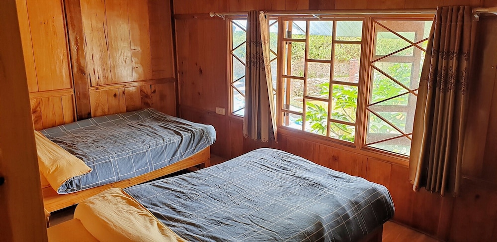 Deluxe Room, 2 Bedrooms photo 2