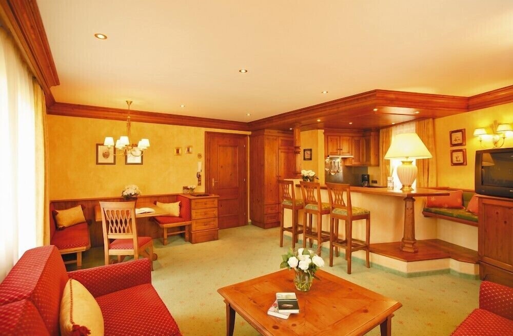 Apartment (Mountain Chalet Deluxe) photo 2