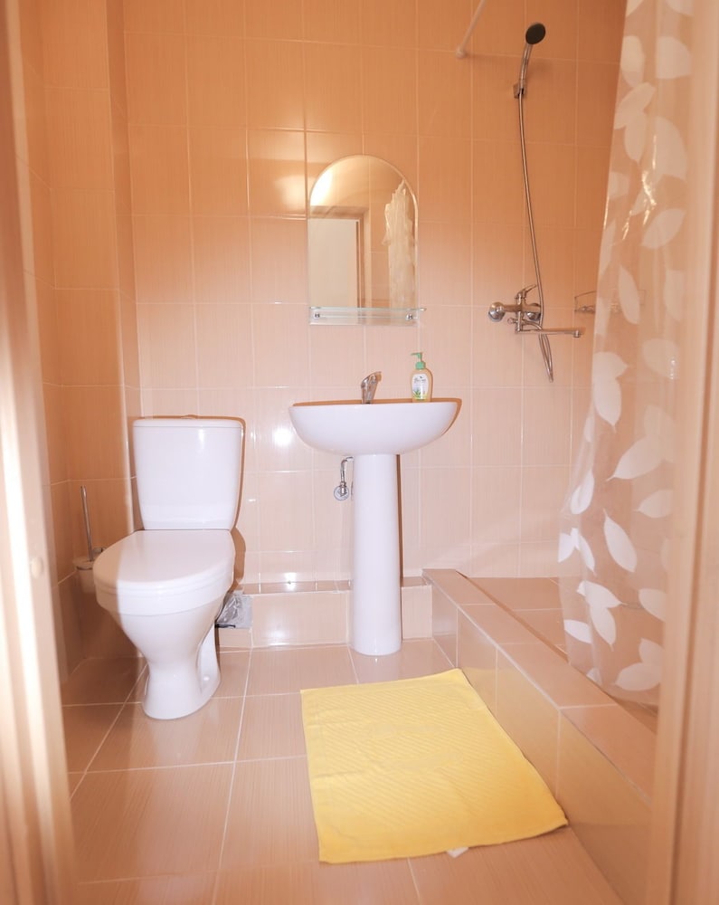 Standard Triple Room photo 3