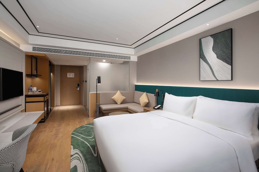 Superior Room, 1 King Bed - Photo 1