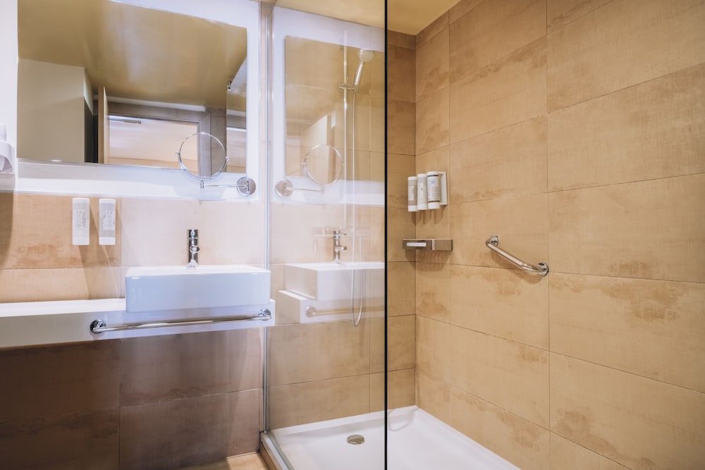 Double Room Single Use, Garden View