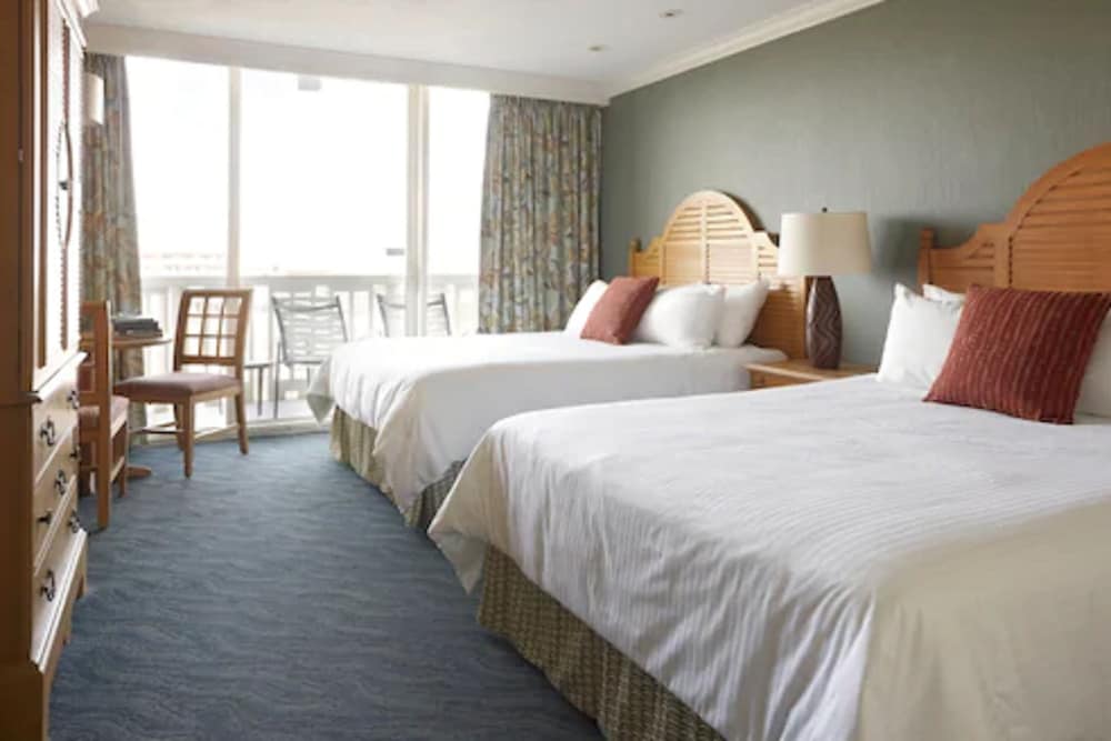 (II) Deluxe Room