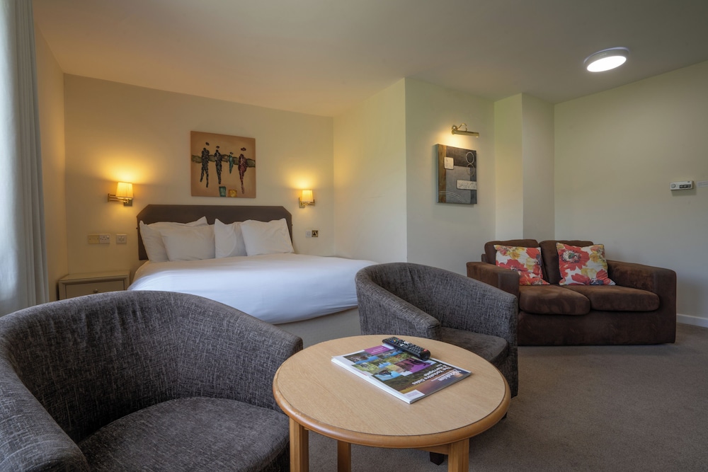 Superior Double Room, 1 Double Bed, Canal View photo 3