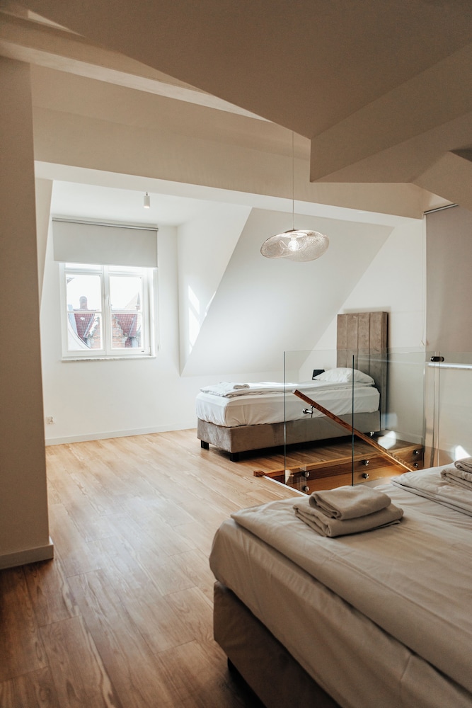 Exclusive Apartment, 2 Bedrooms, Kitchen, City View photo 1