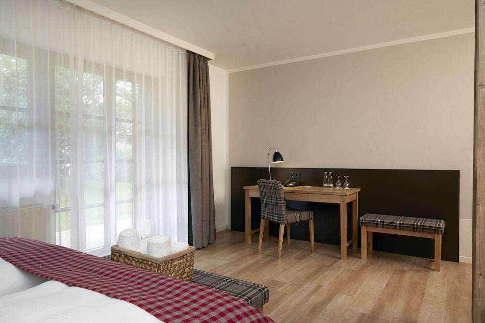 Standard Double or Twin Room - Photo 4