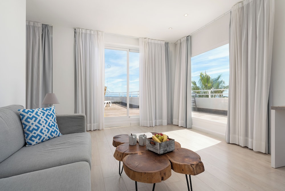 Junior Suite, Terrace, Sea View photo 3