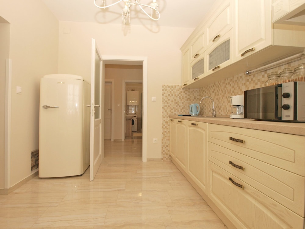 Standard Apartment, 1 Bedroom (0440) photo 2