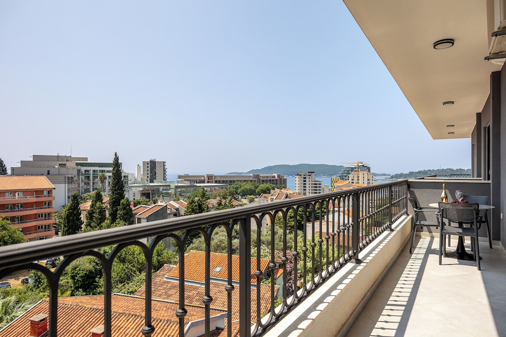 Comfort Apartment, 2 Bedrooms (A4) - Photo 10