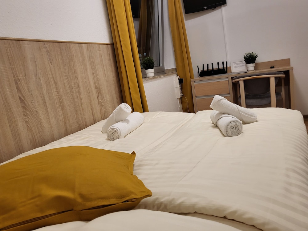 Business Double Room, Non Smoking, Garden View photo 1
