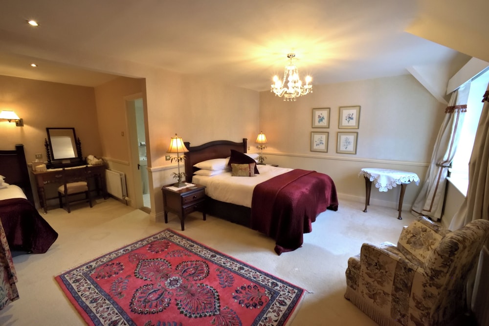 Double or Twin Room - Photo 10