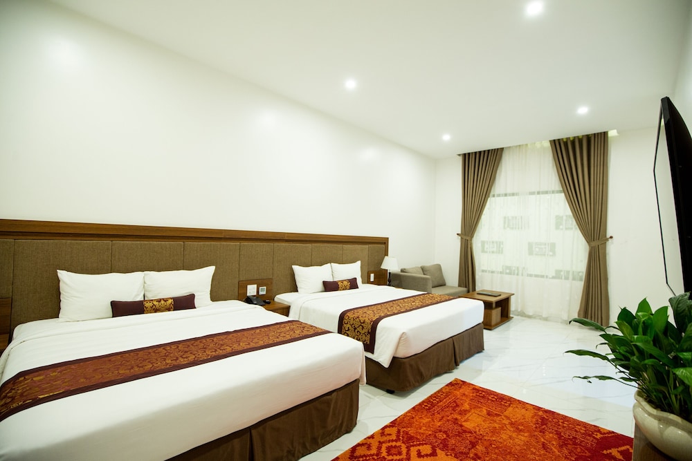 Deluxe Double Room, 2 Queen Beds photo 1