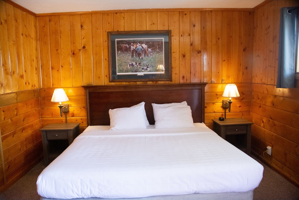 Standard King Room photo 3