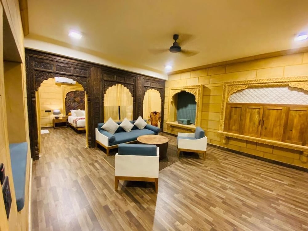 Royal Suite, 1 Bedroom, City View