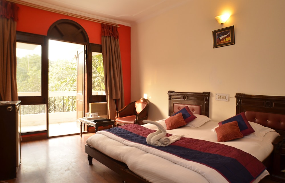 Deluxe Double Room, City View photo 3